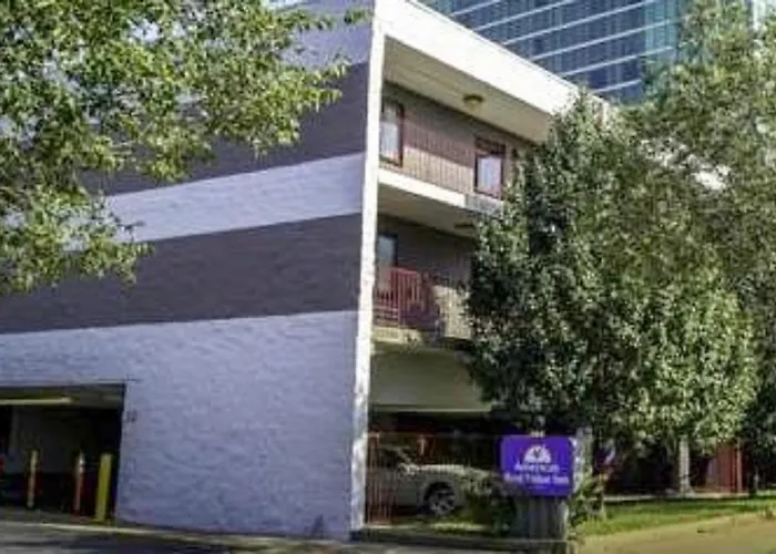 Americas Best Value Inn-St. Louis / Downtown