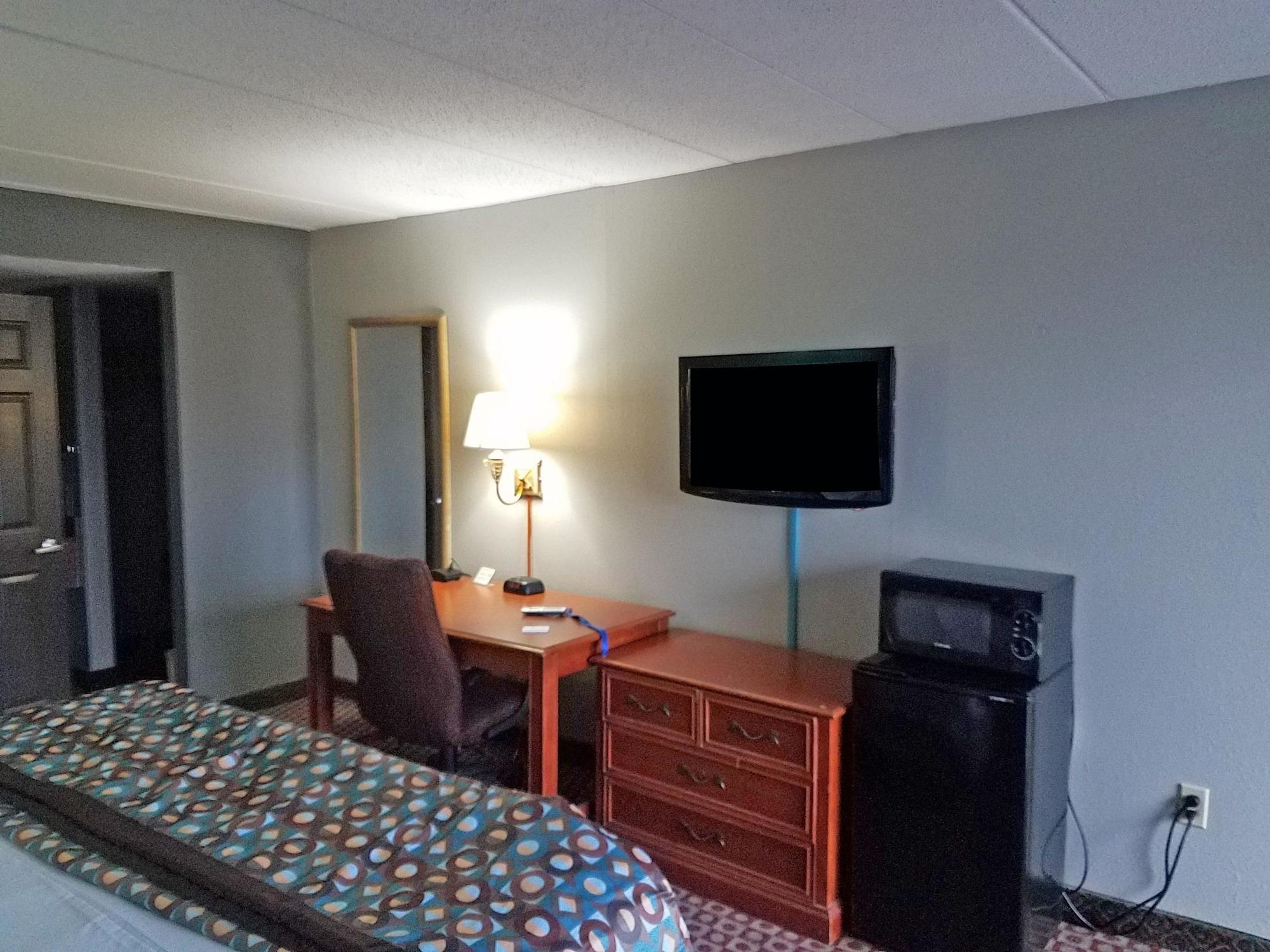 Americas Value Downtown Motel
