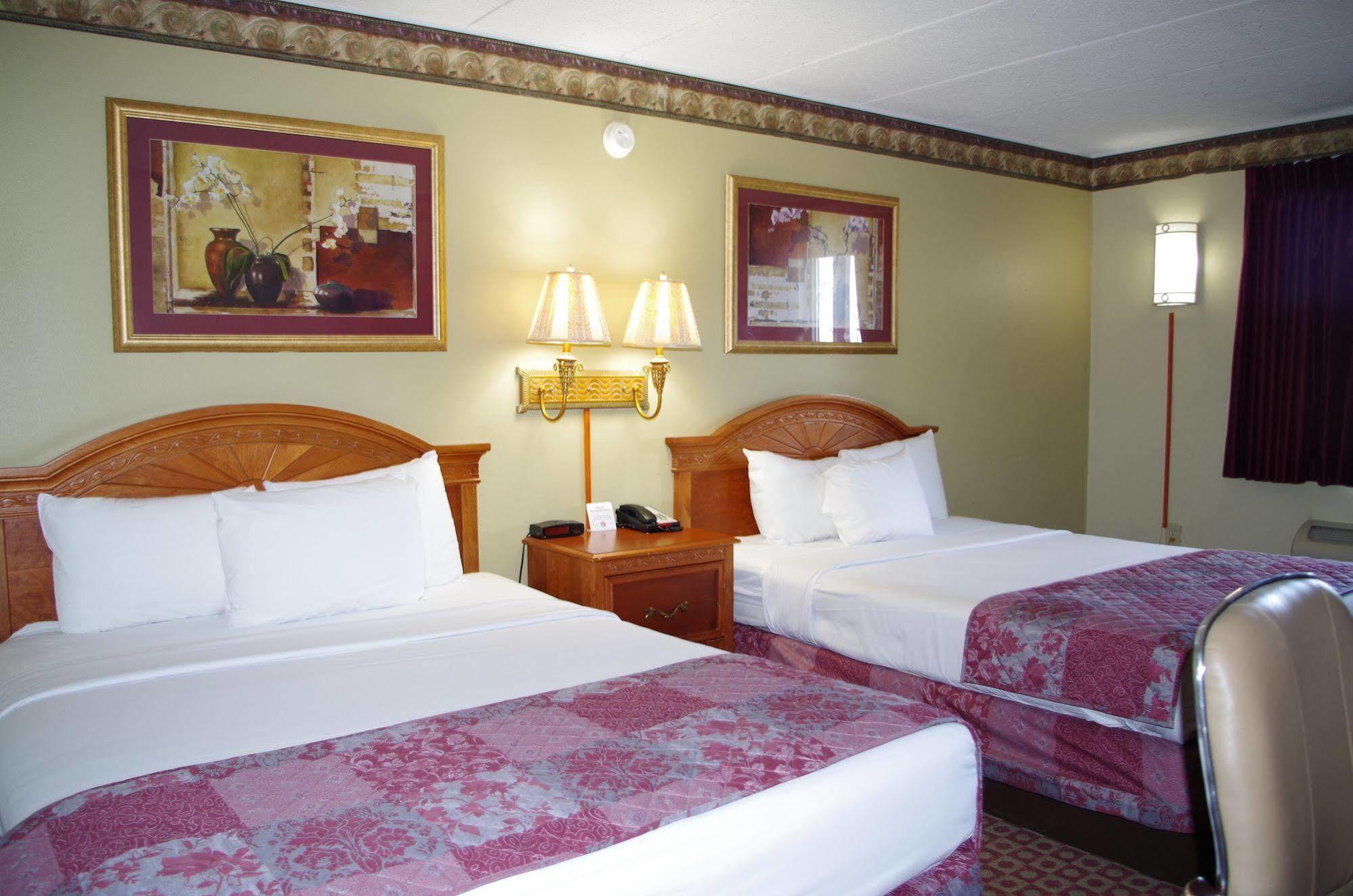 Americas Value Downtown 2*